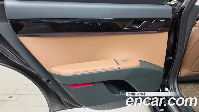 Hyundai Grandeur GN7 — Фото автомобиля 14