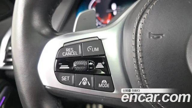 BMW X6 xDrive40i M Sport — Фото автомобиля 16