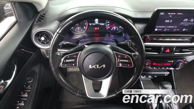 Kia K3 Generation 2 — Фото автомобиля 13