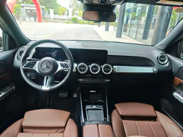 Mercedes-Benz GLB-Class — Фото автомобиля 5