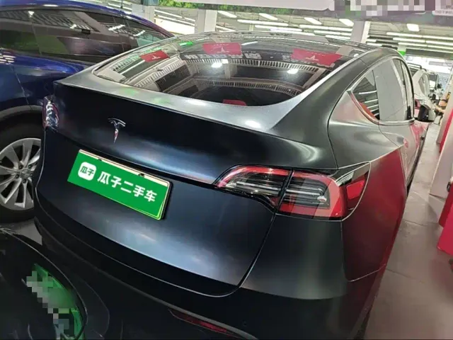 Tesla Model Y — Фото автомобиля 6