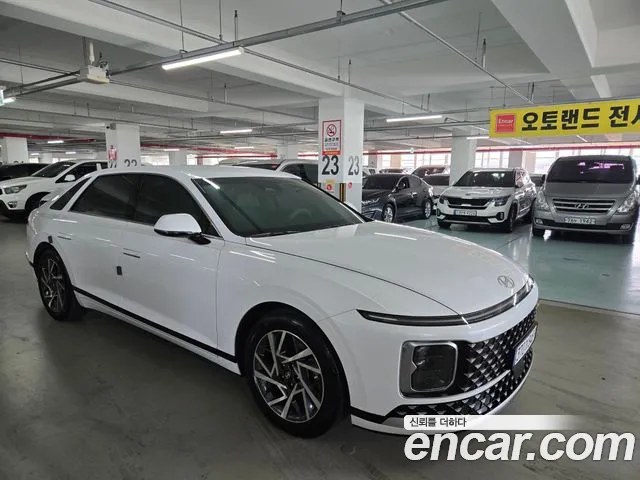 Hyundai Grandeur GN7 — Фото автомобиля 6