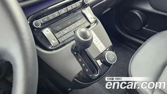 Hyundai Casper Casper Inspiration — Фото автомобиля 9