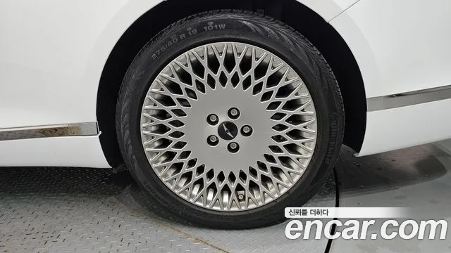 Genesis G80 Бензин 2.5 турбо 2WD — Фото автомобиля 19
