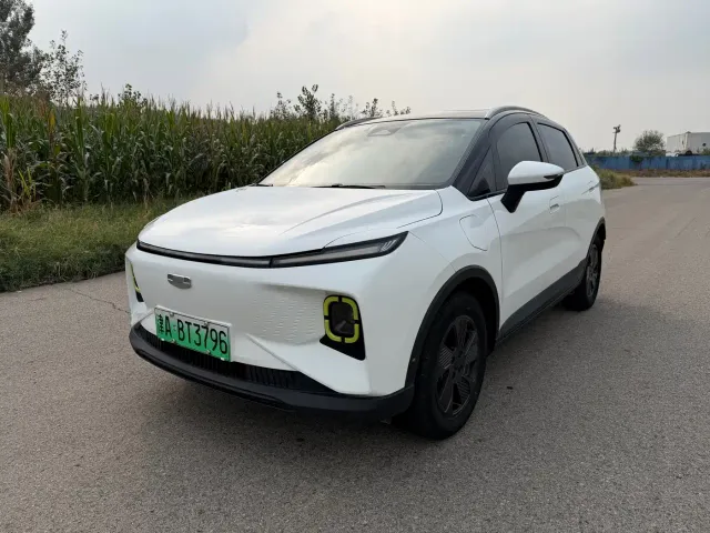 Фотография автомобиля — Geely Geometry E Firefly