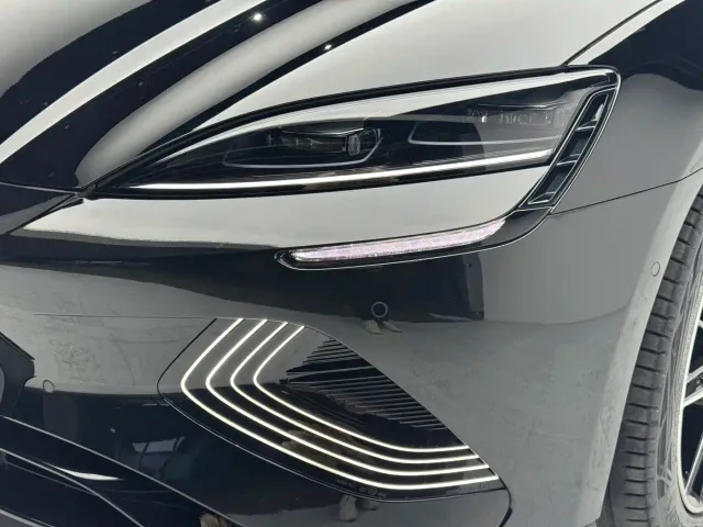 BYD Seal — Фото автомобиля 14