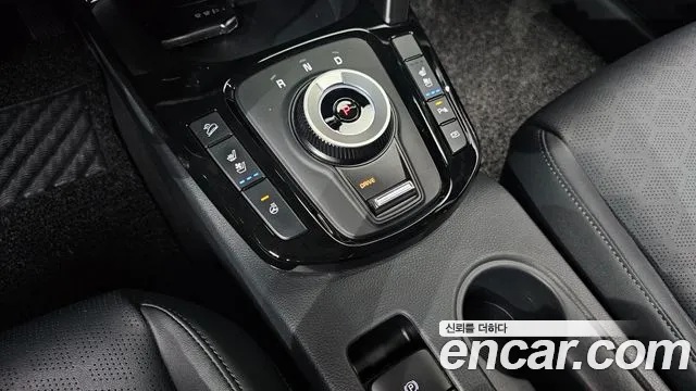 Kia Seltos Новый Seltos Бензин 2.0 2WD — Фото автомобиля 9
