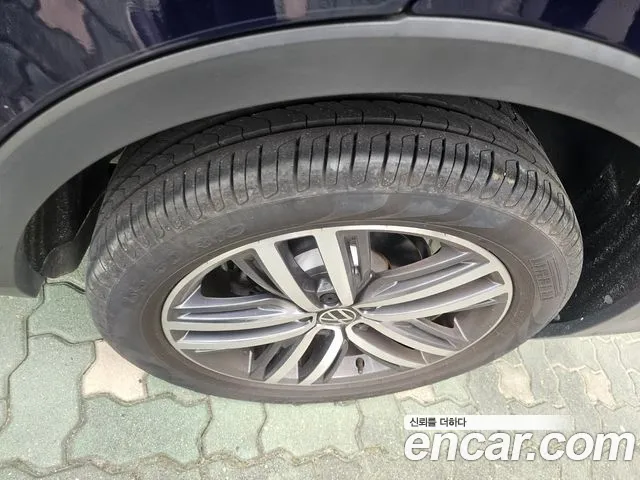 Volkswagen Tiguan — Фото автомобиля 6