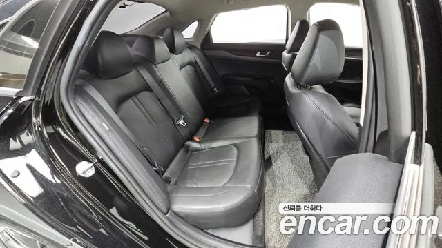 Kia K5 Generation 3 — Фото автомобиля 17