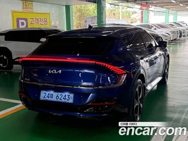 Kia EV6 — Фото автомобиля 5