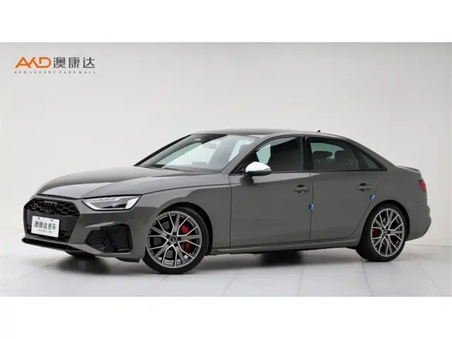 Фотография автомобиля — Audi S4