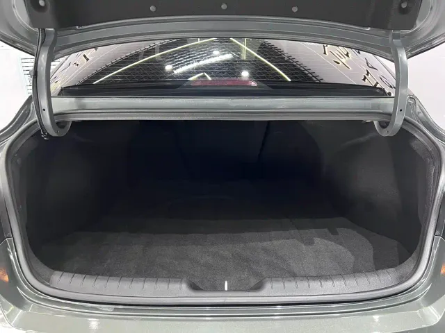 Hyundai Elantra — Фото автомобиля 18