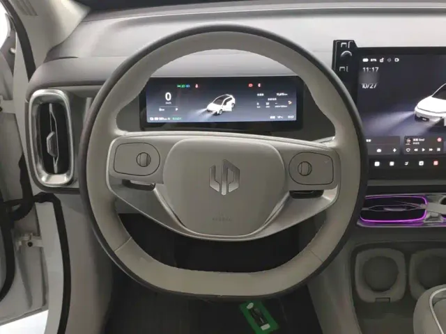 Leapmotor B10 — Фото автомобиля 10