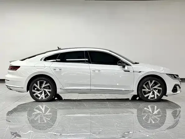 Volkswagen CC — Фото автомобиля 12
