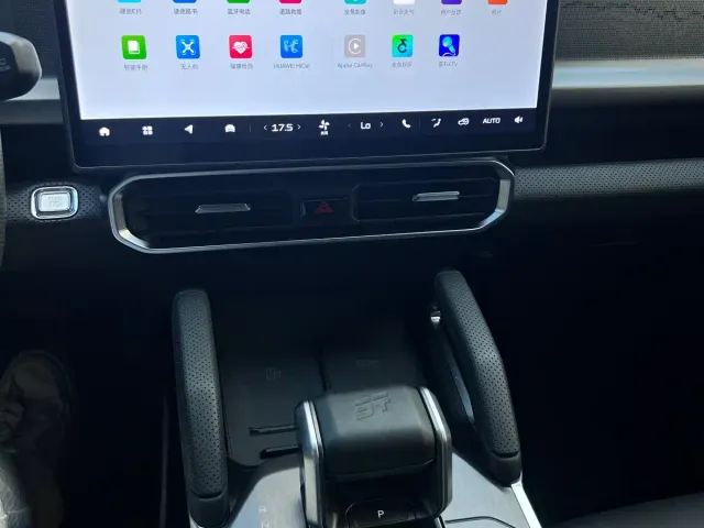 Jetour T2 — Фото автомобиля 29