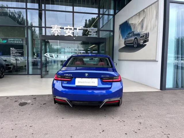 BMW i3 — Фото автомобиля 8