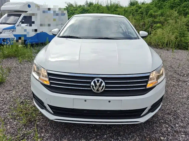 Volkswagen Lavida — Фото автомобиля 2