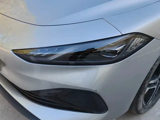 Roewe D7 — Фото автомобиля 4