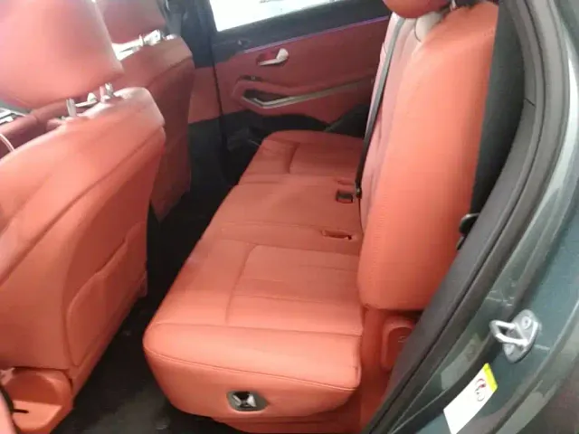 BYD Tang L — Фото автомобиля 16