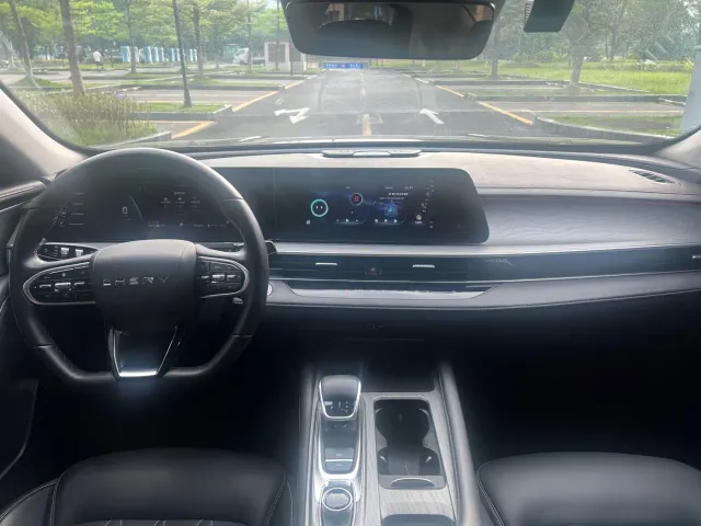 Chery Arrizo 8 — Фото автомобиля 7