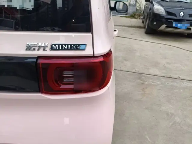 Wuling Motors Hongguang MINIEV 2022 Macaron Fashion LFP — Фото автомобиля 7