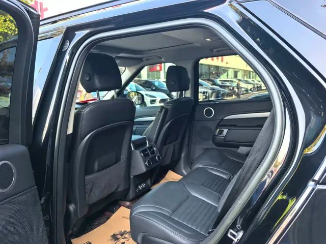 Land Rover Discovery — Фото автомобиля 6
