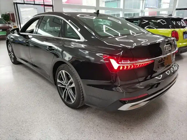 Audi A6L — Фото автомобиля 4