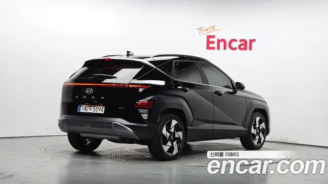 Hyundai Kona Kona (SX2) Бензин 1.6 Turbo 4WD — Фото автомобиля 2