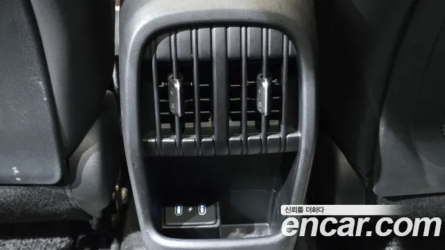 Hyundai Kona — Фото автомобиля 29
