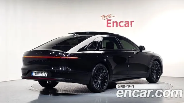 Hyundai Grandeur GN7 — Фото автомобиля 2