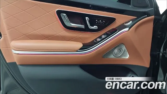 Mercedes-Benz S-Class — Фото автомобиля 15