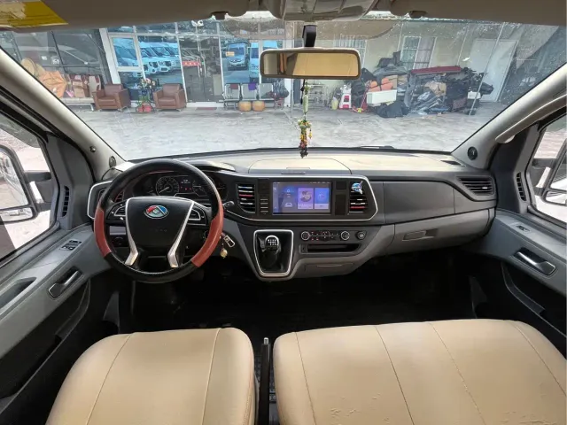 Maxus Xintu V80 — Фото автомобиля 8