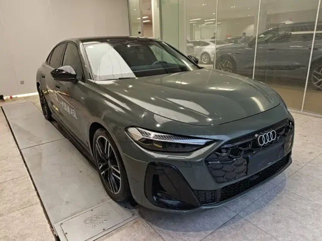 Audi A5L — Фото автомобиля 3
