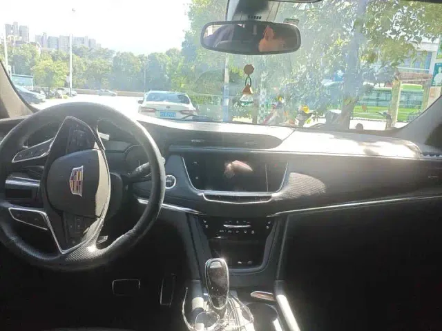 Cadillac XT5 — Фото автомобиля 6