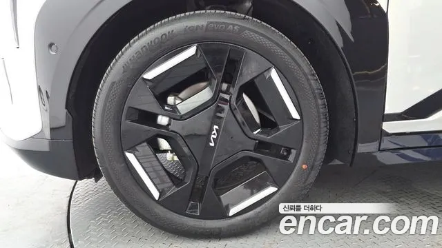 Kia EV3 — Фото автомобиля 5
