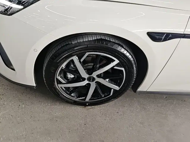 BYD Seal 07 DM-i — Фото автомобиля 22
