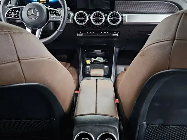 Mercedes-Benz GLB-Class — Фото автомобиля 16