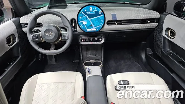 MINI Cooper Generation 4 — Фото автомобиля 6