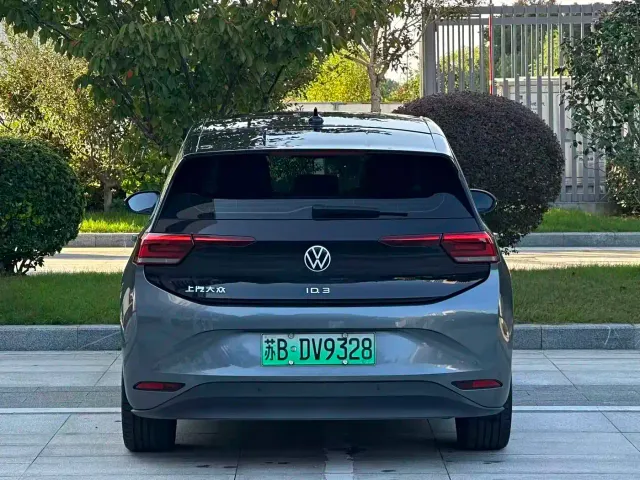 Volkswagen ID.3 — Фото автомобиля 6
