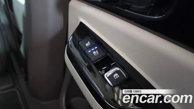 Kia Canival Carnival 4 поколение Бензин 9 мест Hi-Limousine — Фото автомобиля 25