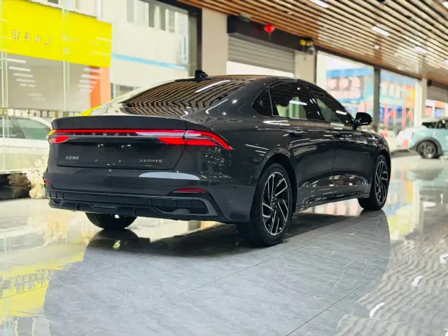 Lincoln Z — Фото автомобиля 17