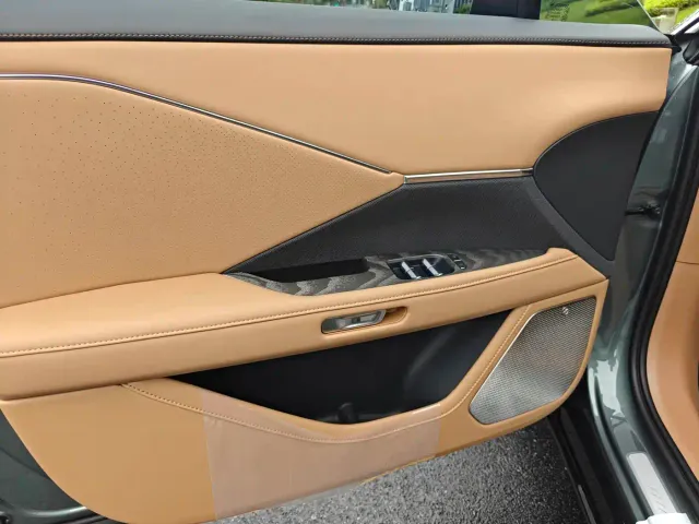 Toyota BoZhi 7 — Фото автомобиля 11