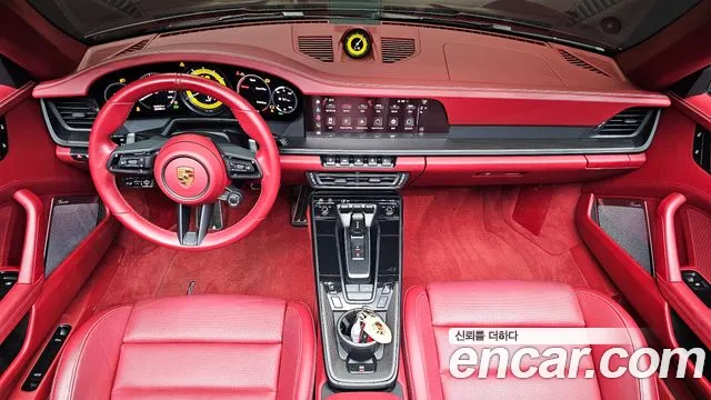 Porsche 911 992 — Фото автомобиля 7