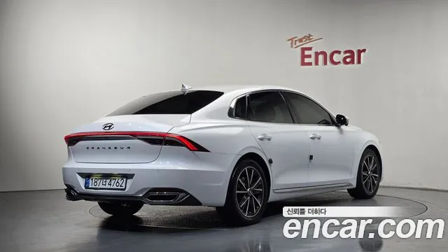 Hyundai Grandeur Grandeur (New) — Фото автомобиля 2