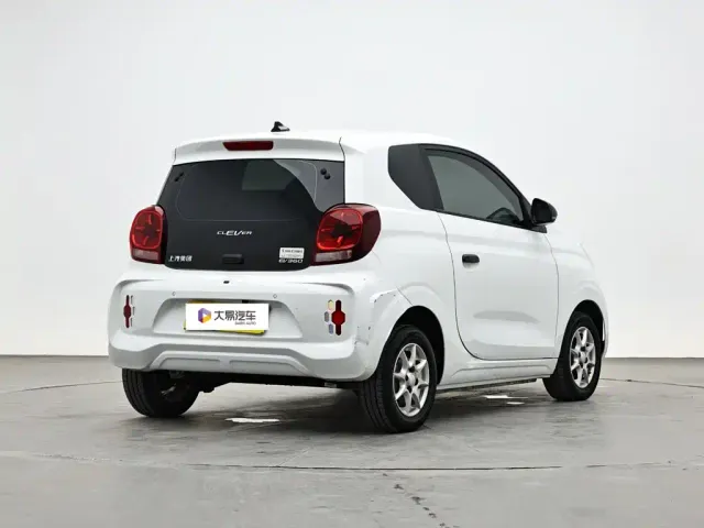 Roewe Clever — Фото автомобиля 3