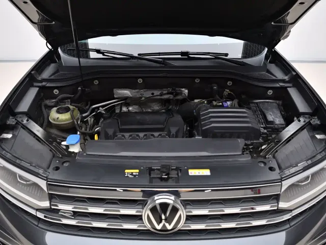 Volkswagen Teramont — Фото автомобиля 9