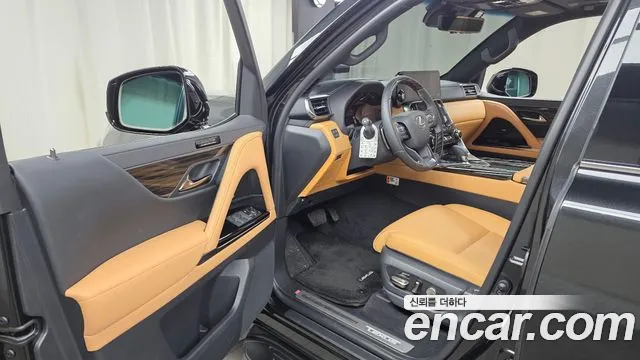 Lexus LX — Фото автомобиля 6