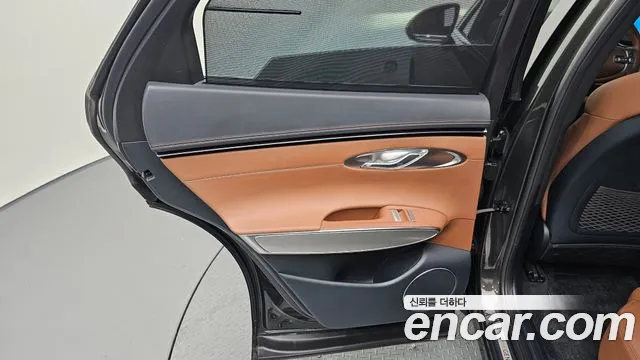 Genesis GV70 2.5T Бензин 2WD — Фото автомобиля 24