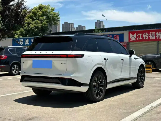 Xpeng G9 — Фото автомобиля 4