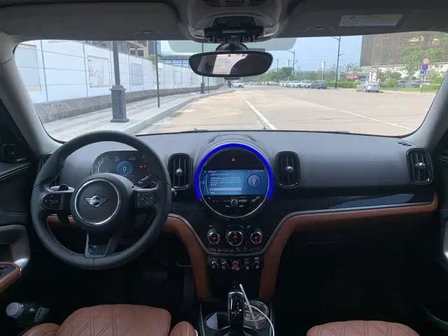 MINI MINI COUNTRYMAN 2022 2.0T COOPER S ALL4 — Фото автомобиля 6